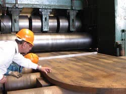 船舶設備中的矯平機EZW43T-120-3000 7R